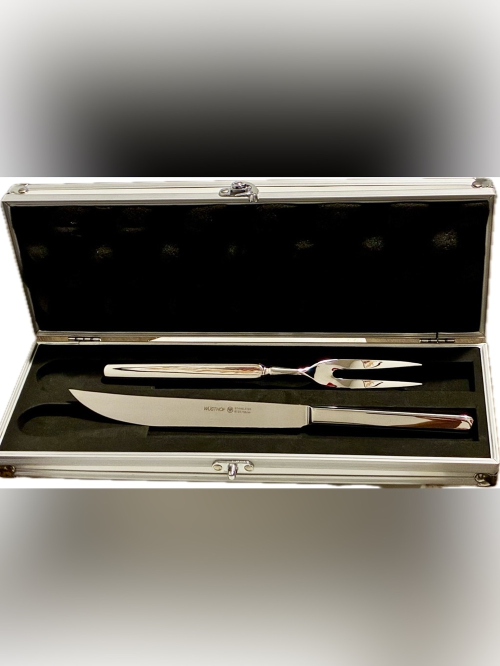 WÜSTHOF Germany Stainless 2-Pc Carving Knife & Fork Set with Aluminum Case